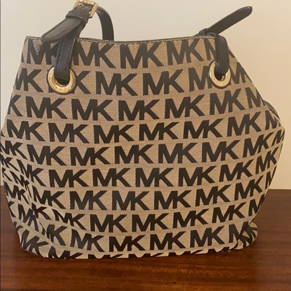 Michael Kors bag